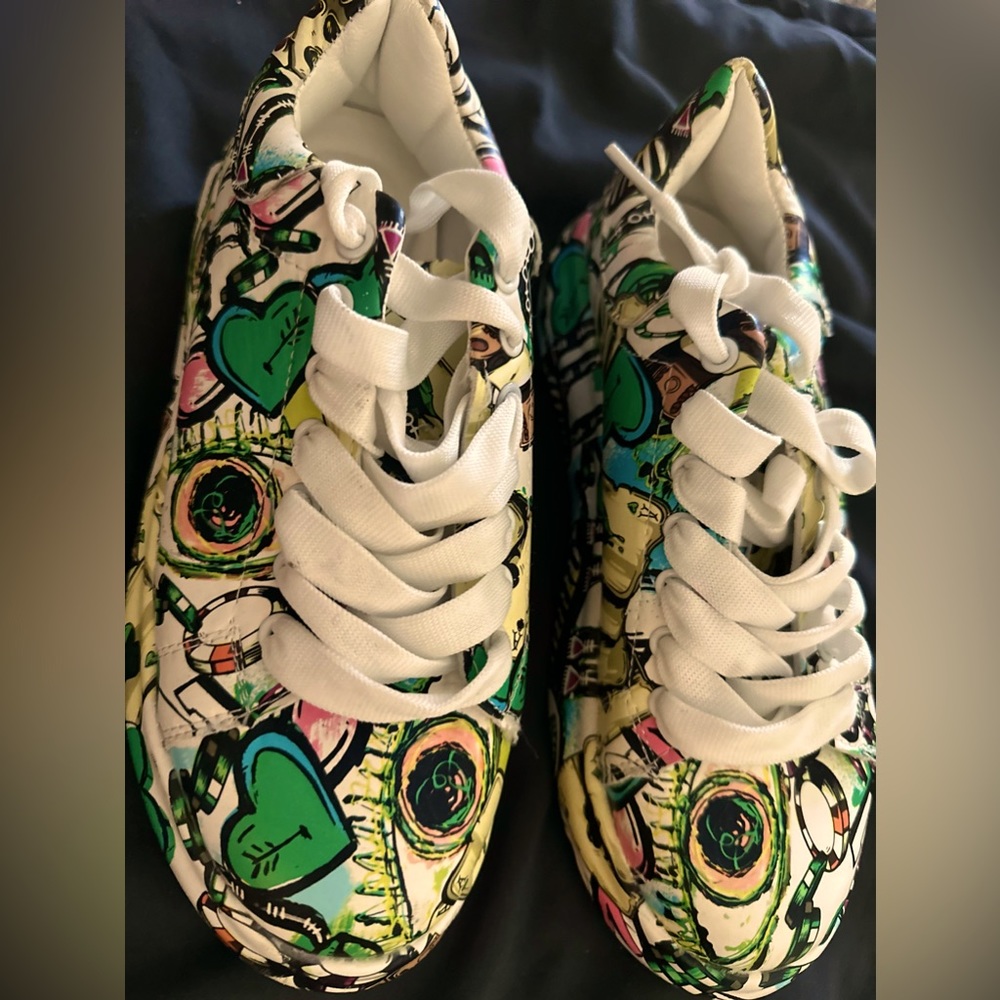 Olivia mark- paint print lace up from platform trainers